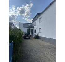 Haus zum Kaufen in Griesheim 615.000,00 € 254 m²