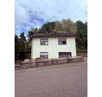 Haus zum Kaufen in Thaleischweiler-Fröschen 129.000,00 € 130 m²