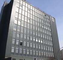 Büro in Berlin 720,00 € 60 m² - 720,00 EUR Kaltmiete, ca.  60,00 m² in Berlin (PLZ: 12057)