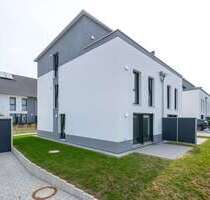 Haus zum Mieten in Ofterdingen 1.750,00 € 139.08 m²