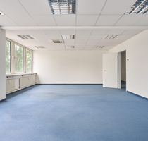 Büro in Düsseldorf 356,00 € 35.63 m²