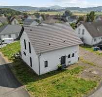 Haus zum Kaufen in Lohra 323.000,00 € 114.53 m²