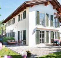 Haus zum Mieten in Holzkirchen 3.200,00 € 154 m²