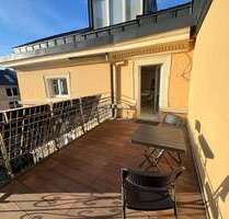 Wohnung zum Mieten in Frankfurt 2.500,00 € 80 m²