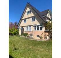 Haus zum Kaufen in Freiburg - Littenweiler 1.770.000,00 € 255 m²
