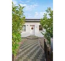 Haus zum Kaufen in Krefeld Fischeln 449.000,00 € 118.61 m² - Krefeld / Fischeln