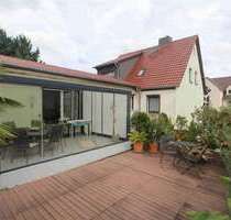 Haus zum Kaufen in Merseburg-Atzendorf 320.000,00 € 194.08 m²