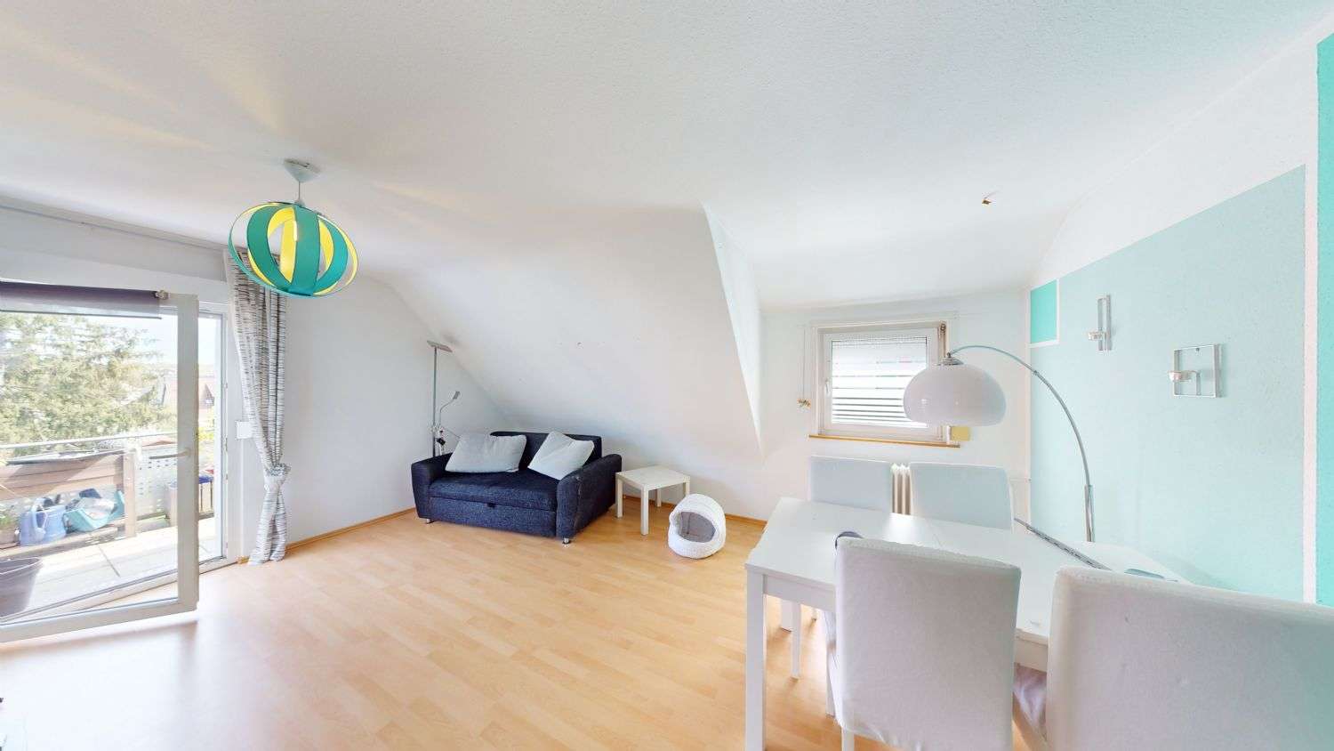 Wohnung zum Kaufen in Denkendorf 215.000,00 € 65.56 m²
