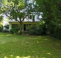 Haus zum Kaufen in Frankfurt am Main 1.050.000,00 € 182.3 m²