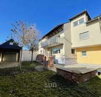 Haus zum Kaufen in Bad homburg 1.390.000,00 € 322 m²