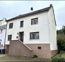 Haus zum Kaufen in Wadgassen Hostenbach 228.000,00 € 230 m² - Wadgassen / Hostenbach