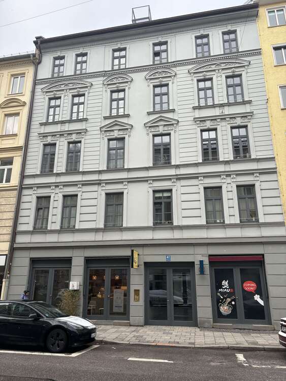 Haus zum Mieten in München 4.100,00 € 158.96 m²