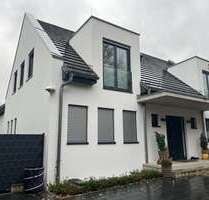 Haus zum Kaufen in Bad Homburg 3.150.000,00 € 323 m²