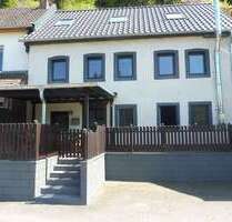 Haus zum Kaufen in Birresborn 129.000,00 € 130 m²