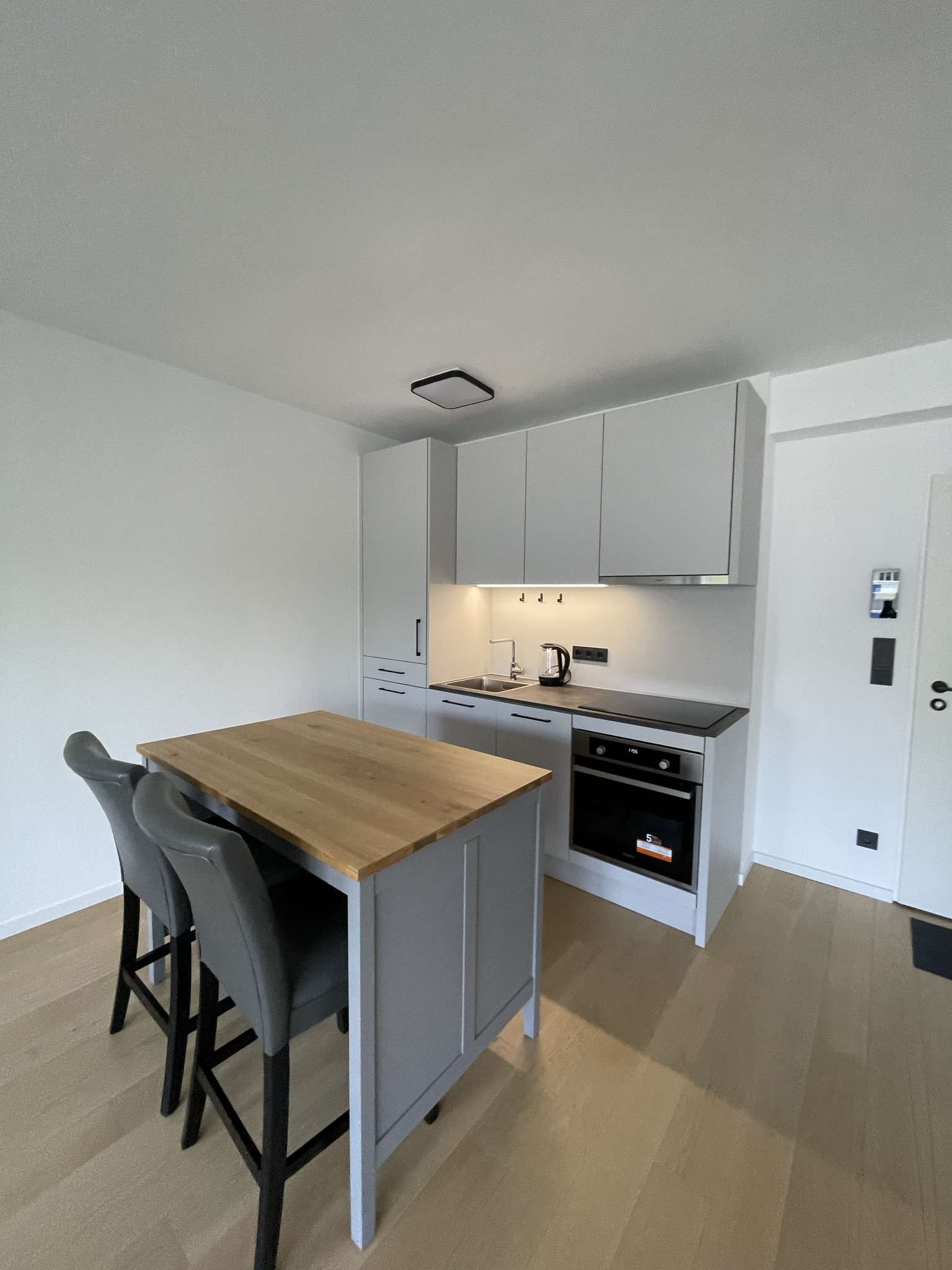 Wohnung zum Mieten in Berlin 1.350,00 € 46 m²