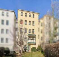 Haus zum Kaufen in Reichenbach im Vogtland 250.000,00 € 360 m²