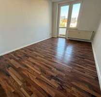 Wohnung zum Mieten in Chemnitz 325,00 € 52.9 m²