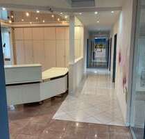 Büro in Calw 2.750,00 € 357 m² - 2.750,00 EUR Kaltmiete, ca.  357,00 m² in Calw (PLZ: 75365)