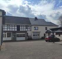 Haus zum Kaufen in Kitzscher 500.000,00 € 707.96 m²