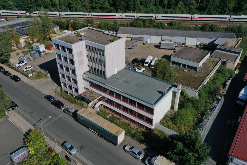 Büro in Nürnberg 1.350,00 € 192 m²