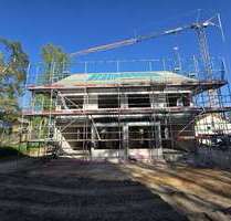 Haus zum Kaufen in Uttenreuth 833.500,00 € 121 m²