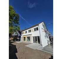 Haus zum Kaufen in Uttenreuth 869.500,00 € 121 m²