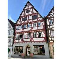 Haus zum Kaufen in Bad Wimpfen 570.000,00 € 323 m²