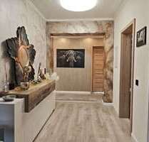 Haus zum Kaufen in Tiefenbronn 999.000,00 € 404 m²