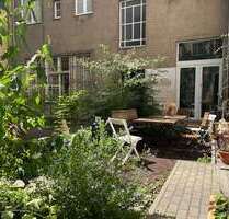 Büro in Berlin 260,00 € 4 m² - 260,00&nbsp;EUR Kaltmiete, ca.&nbsp; 4,00&nbsp;m&sup2; in Berlin (PLZ: 10997)