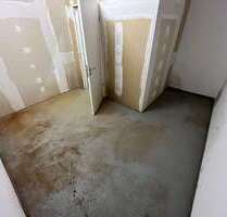 Halle in Berlin 360,00 € 12 m² - 360,00&nbsp;EUR Kaltmiete, ca.&nbsp; 12,00&nbsp;m&sup2; in Berlin (PLZ: 10247)