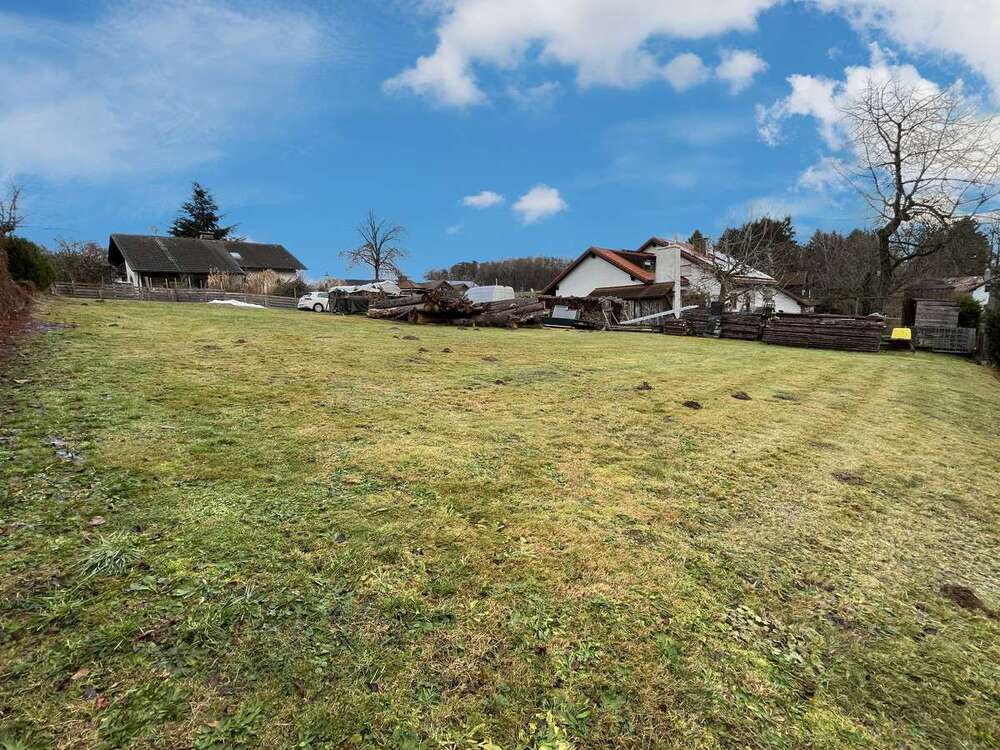 Grundstück zu verkaufen in Schiltberg Allenberg 325.000,00 € 830 m² - Schiltberg / Allenberg