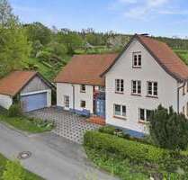 Haus zum Kaufen in Horn-Bad Meinberg Feldrom 375.000,00 € 257.5 m² - Horn-Bad Meinberg / Feldrom
