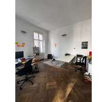 Büro in Berlin 800,00 € 14 m² - 800,00&nbsp;EUR Kaltmiete, ca.&nbsp; 14,00&nbsp;m&sup2; in Berlin (PLZ: 10777)