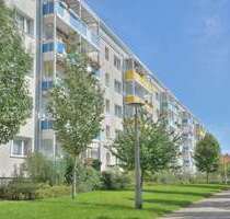 Wohnung zum Mieten in Halle 383,00 € 48.59 m²
