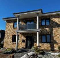 Haus zum Kaufen in Zetel 699.000,00 € 195 m²