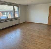 Haus zum Kaufen in Varel 349.000,00 € 275 m²