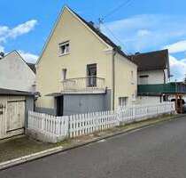 Haus zum Kaufen in Dornburg Frickhofen 279.999,00 € 180 m² - Dornburg / Frickhofen