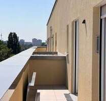 Wohnung zum Mieten in Berlin 1.566,89 € 92.17 m²