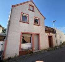 Haus zum Kaufen in Obrigheim 159.000,00 € 152 m²