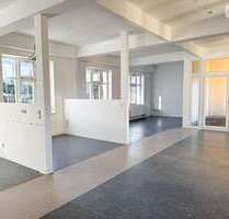 Wohnung zum Mieten in Annaberg-Buchholz 585,60 € 240 m²