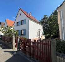 Haus zum Kaufen in Rüsselsheim 320.000,00 € 90 m²