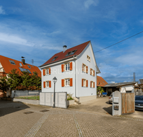 Haus zum Kaufen in Teningen 490.000,00 € 215 m²