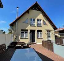 Haus zum Mieten in Schriesheim 2.300,00 € 185 m²