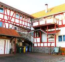 Haus zum Kaufen in Frankenberg 210.000,00 € 239 m²