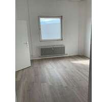 Büro in Berlin 499,00 € 55 m² - 499,00 EUR Kaltmiete, ca.  55,00 m² in Berlin (PLZ: 12057)