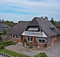 Haus zum Kaufen in Husum 498.000,00 € 200 m²