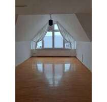 Wohnung zum Mieten in Adelsdorf 870,00 € 77 m²