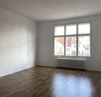 Wohnung zum Mieten in Berlin 1.521,00 € 125.92 m²