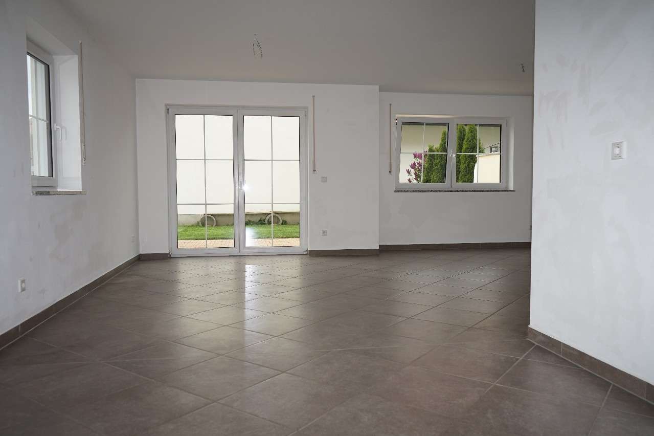 Haus zum Mieten in Stöttwang 1.350,00 € 146 m²