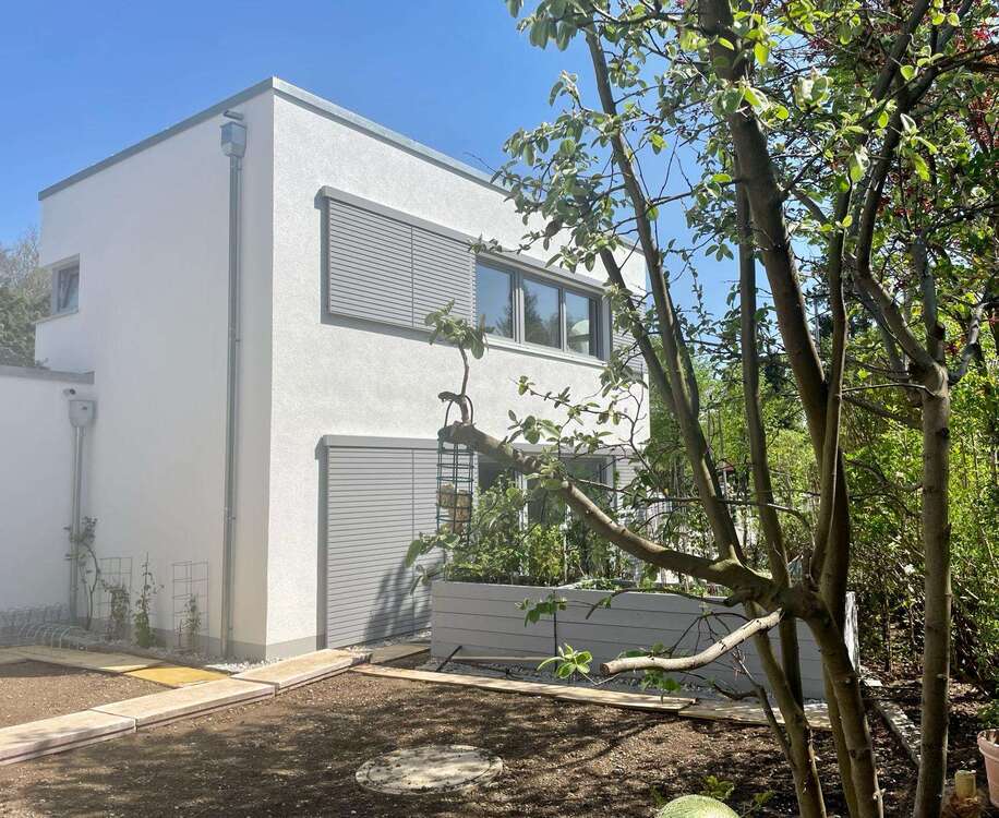 Haus zum Mieten in München 2.500,00 € 93 m²